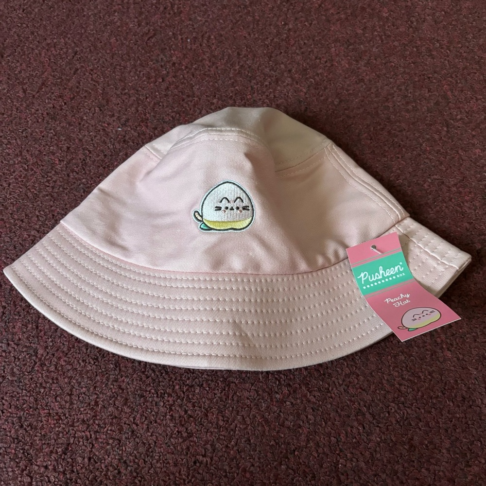 Pusheen the Cat fruit peachy bucket hat